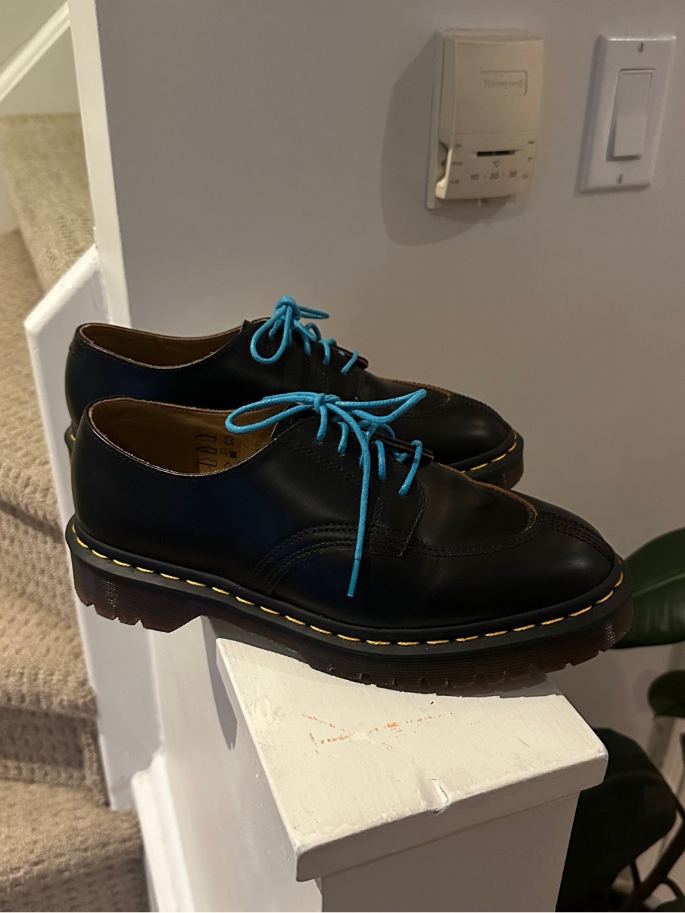 Dr. Martens Dark Brown Leather Oxford with Bright Blue Laces size 38